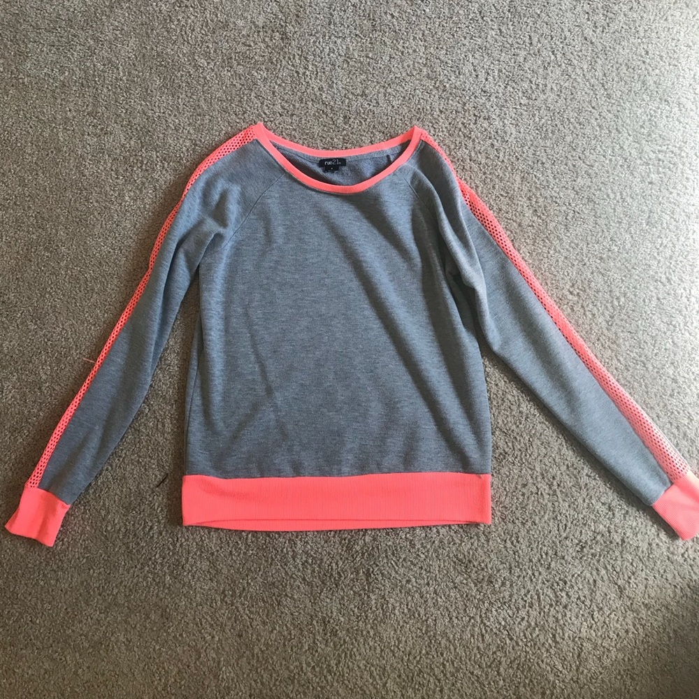 Sweat Shirt